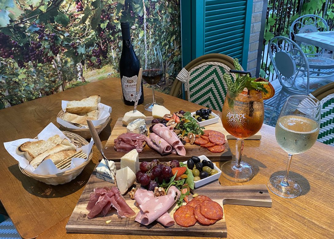 Lucca's Trattoria